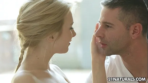 Świeże Alice's new romance turns into a hot sex session nowe klipy