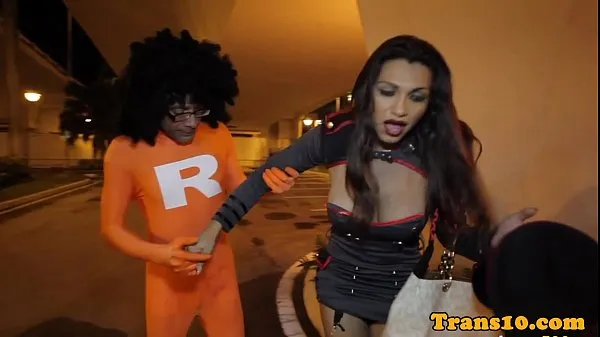 تازہ Glamcore tranny thanks superhero with her ass نئے کلپس