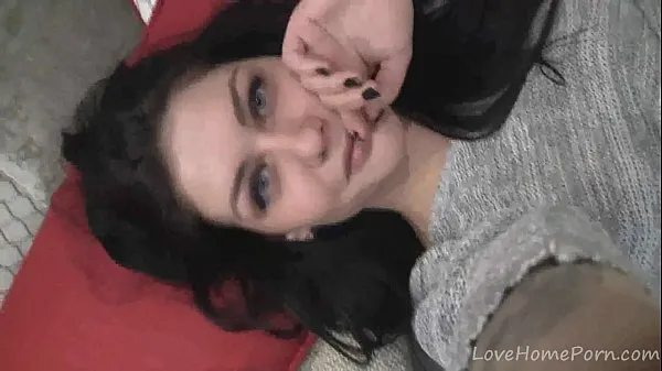Fresh Girl in a gray shirt shows her tits new Clips