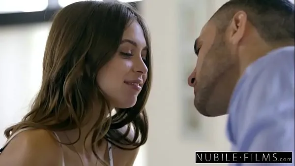 Färska NubileFilms - Girlfriend Cheats And Squirts On Cock nya klipp