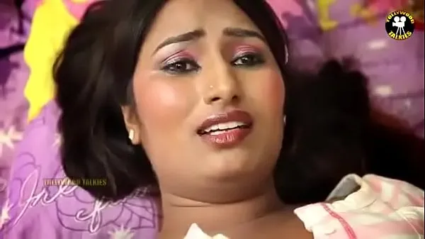 Tio desi bhabi aur novos clipes