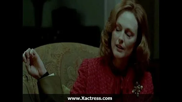 Julianne Moore, a dominante m novos clipes