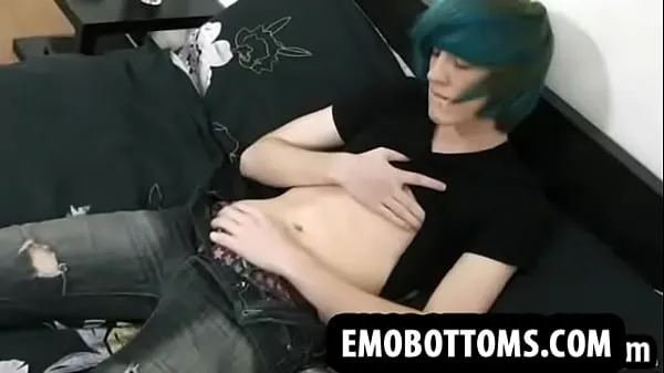 Friske This sexy emo twink with blue hair is masturbating nye klipp