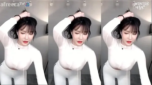 Nové Korean anchor BJ winter big breasts dancing in white tights account“喵粑 nové klipy