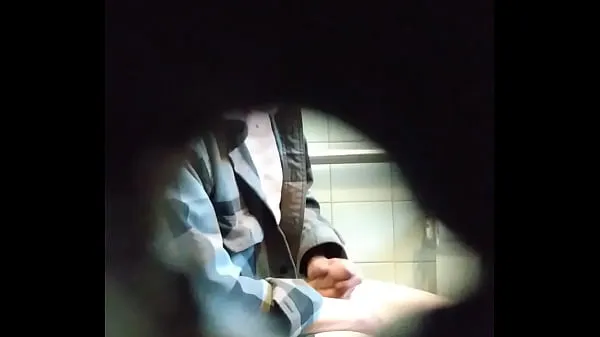 Nové Spying On White Perv in Restroom Part 3 nové klipy