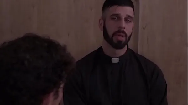 Nové 2 Priests Fuck To Let Out Tension To Go Back To Being Holy nové klipy