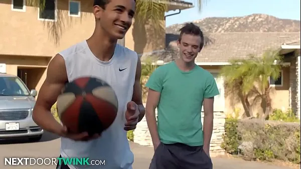 Fresh NextDoorTwink - Scott Finn Helps Young Black Teen With His Form new Clips