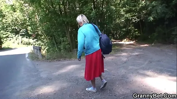 Nové Blonde getting doggy-fucked roadside nové klipy