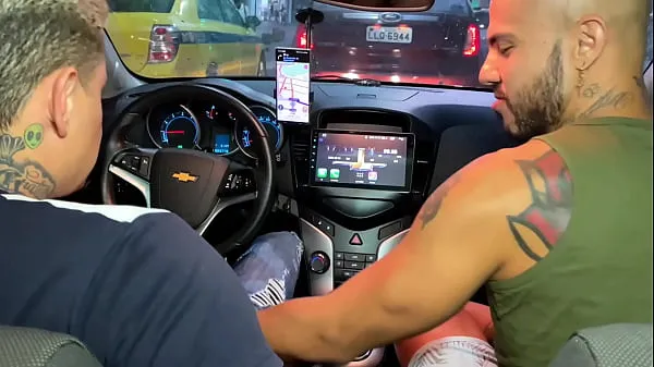 Nové Driver gets blowjob in the car and asks to fuck my ass at home (brunohot25 nové klipy