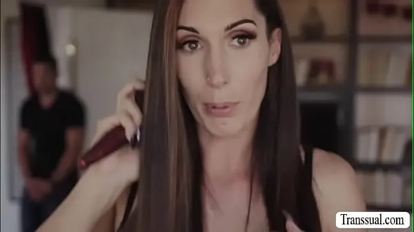 Świeże Stepson bangs the ass of her trans stepmom nowe klipy