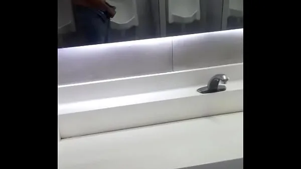 cum in public bathroom Klip baru yang segar