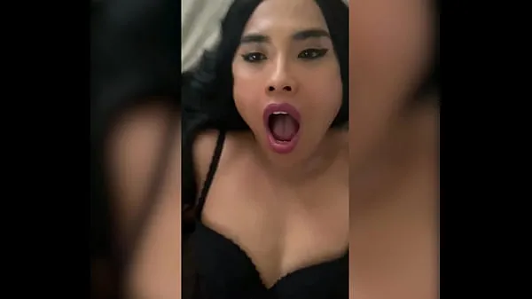 ताजा Sexy Asian Trans girl Ally Hart throats and rides Andre Stone's big cock नई क्लिप्स