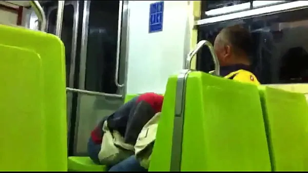 Φρέσκα Sucking in the subway νέα κλιπ