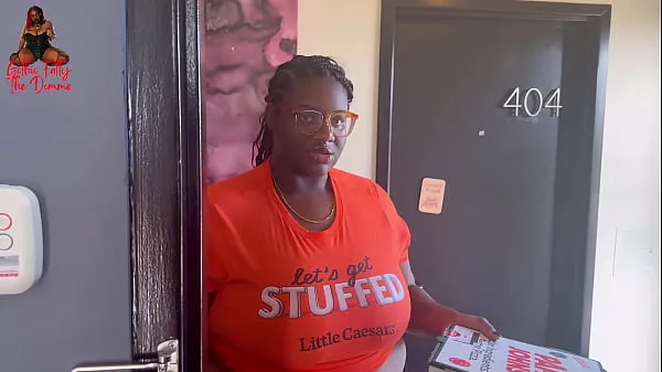 Φρέσκα Ebony BBW Who Quit Porn, Delivers Pizza and Gets Tip νέα κλιπ