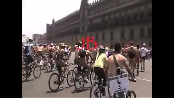Fresh Naked Cyclist In Mexico City 2011 new Clips